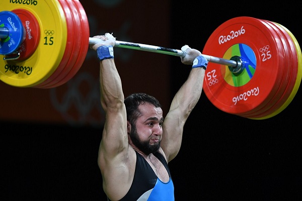 Рио-2016:  Штангист Ниджат Рагимов стал олимпийским чемпионом